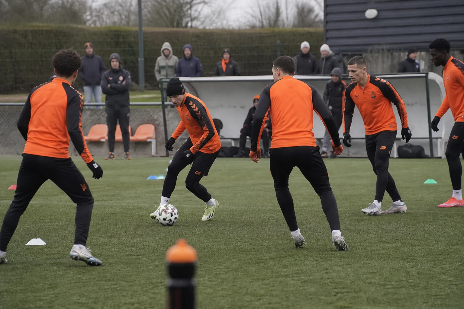 Lorient henter åtte spillere til kvinnelaget